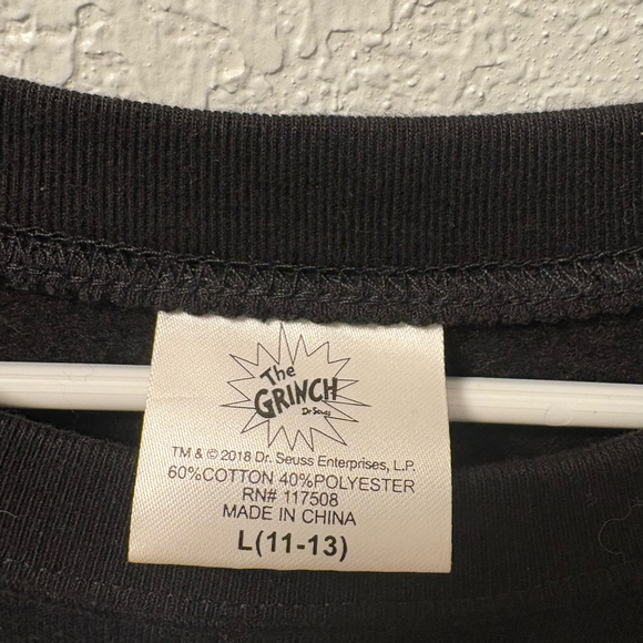 THE GRINCH NAUGHTY LIGHTED CHRISTMAS PULLOVER SWEATSHIRT SIZE L - Picture 3 of 9